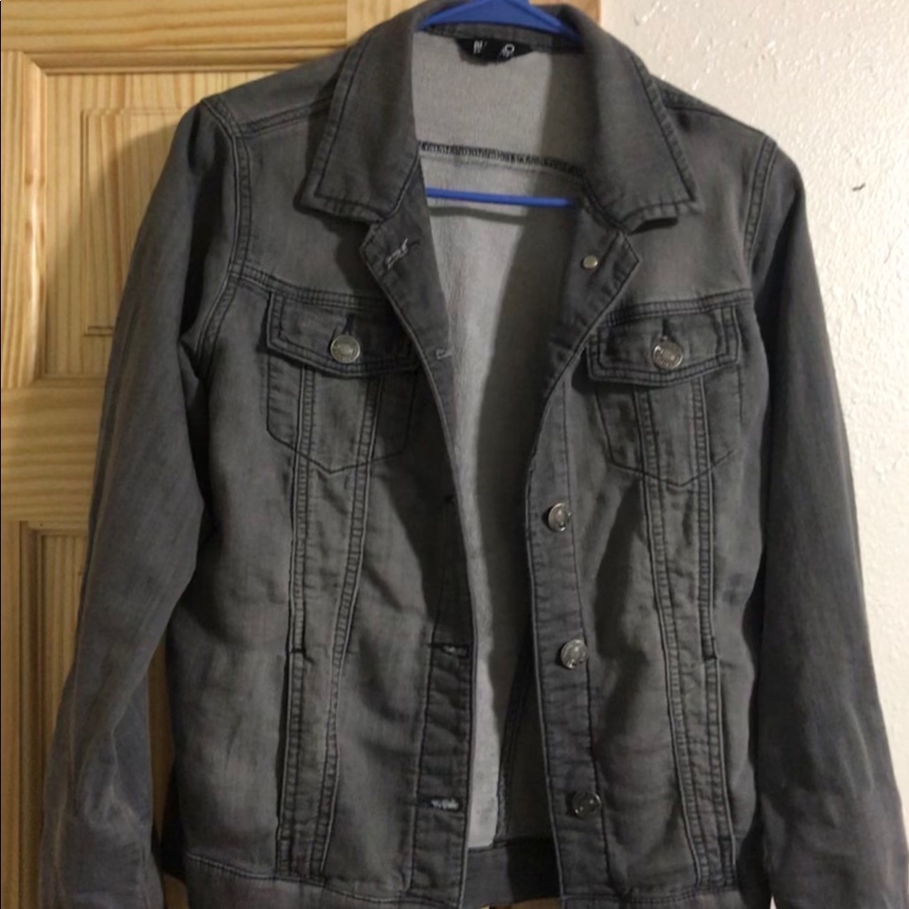 🤍 Charcoal Grey Denim Jacket 🤍